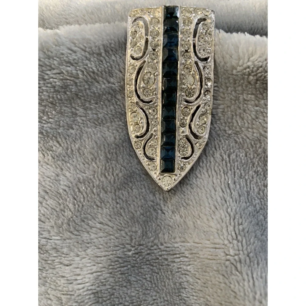 VNTG ELEGANT KENNETH JAY LANE‎ SIGNED FAUX DIAMONDS & SAPPHIRE BROOCH/FUR CLIP